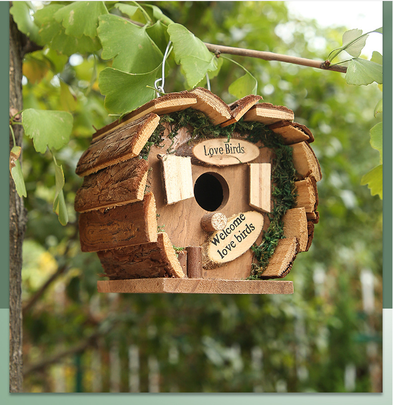 Wooden Hanging Birds Box